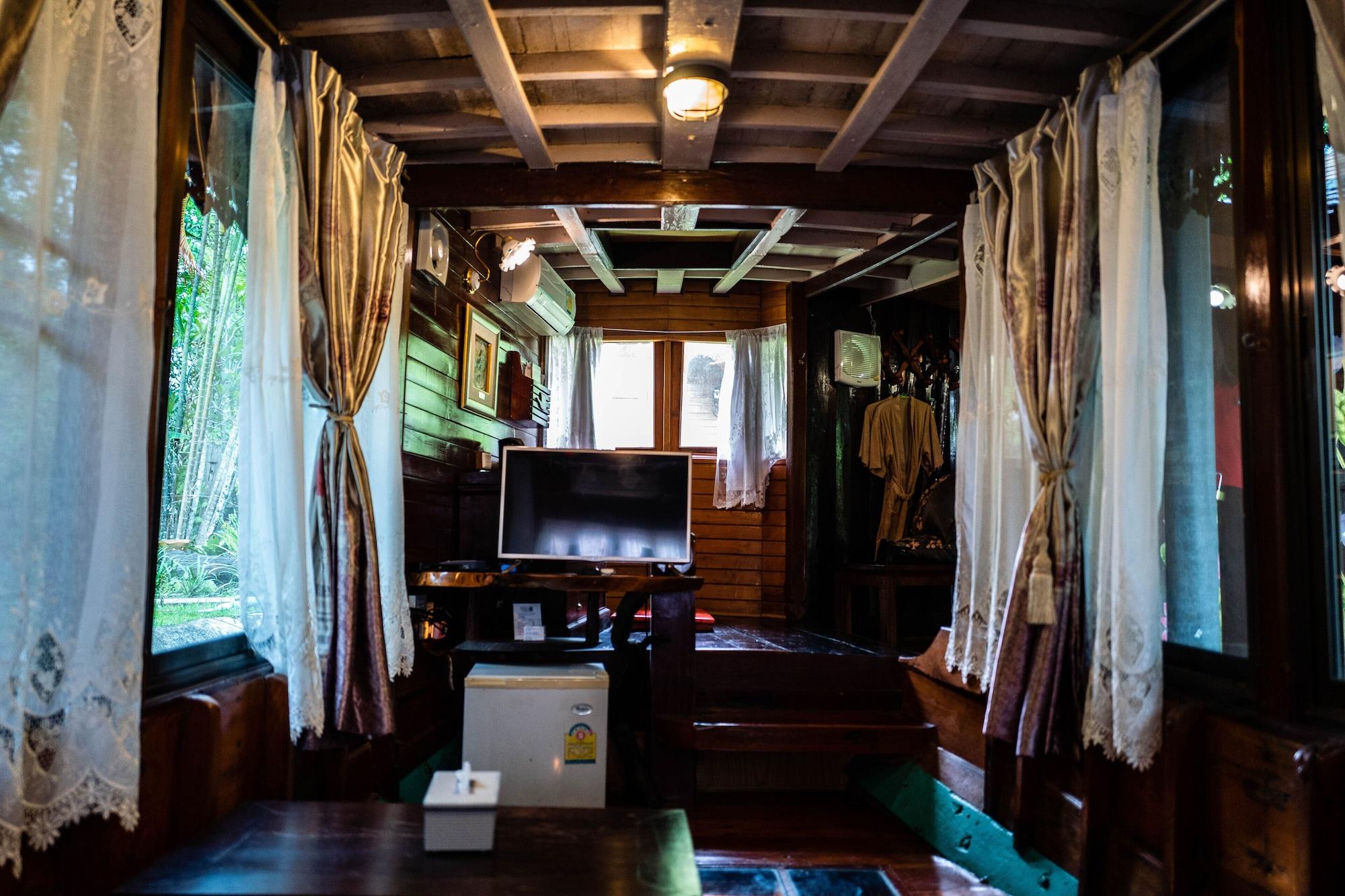 Kaengkrachan Boathouse Paradise Resort Кенг-Крачан Экстерьер фото